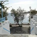 Paros Carmel Studio-apartment Apartament Logaras