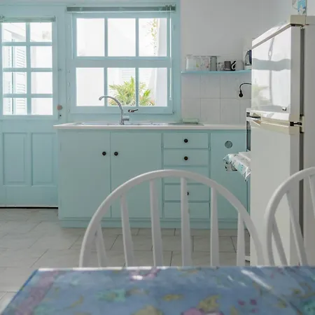 Paros Carmel Studio-apartment Lejlighed Logaras