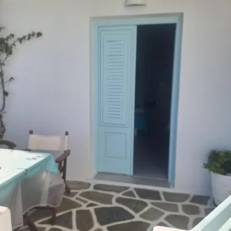 Paros Carmel Studio-apartment * Logaras
