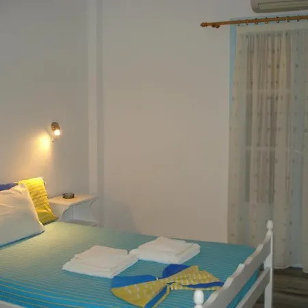 Paros Carmel Studio-apartment