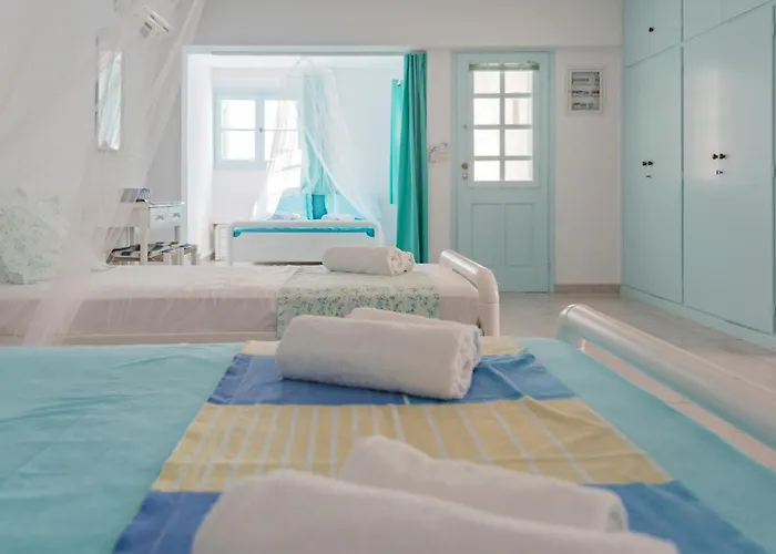 Paros Carmel Studio-apartment Logarász