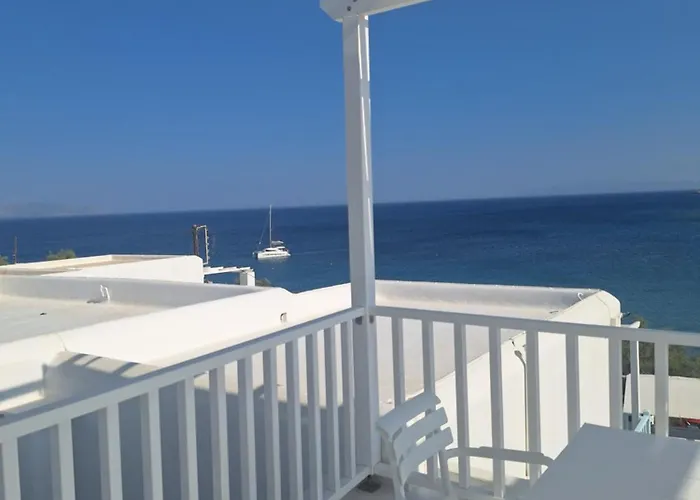 Paros Carmel Studio-apartment Logarász