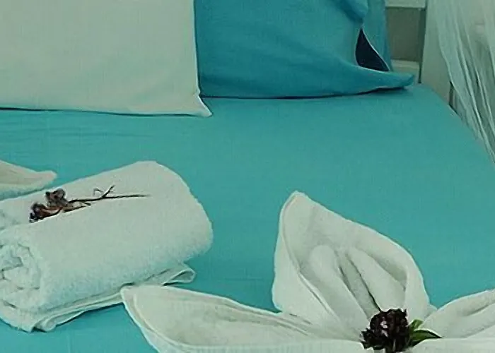 Paros Carmel Studio-apartment Logarász