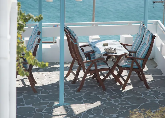 Paros Carmel Studio-apartment Logarász